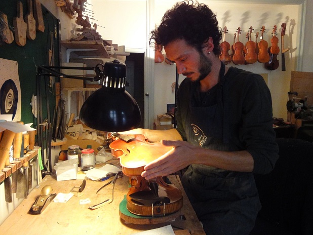 Nicolas Bonet Luthier Aix en Provence