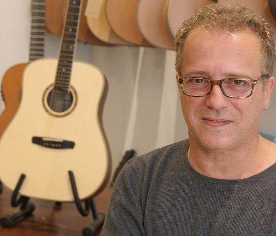 Olivier Chaix luthier Marseille