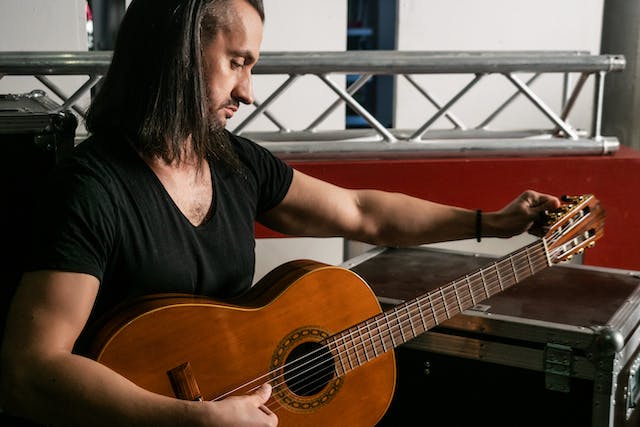 accorder guitare sans accordeur