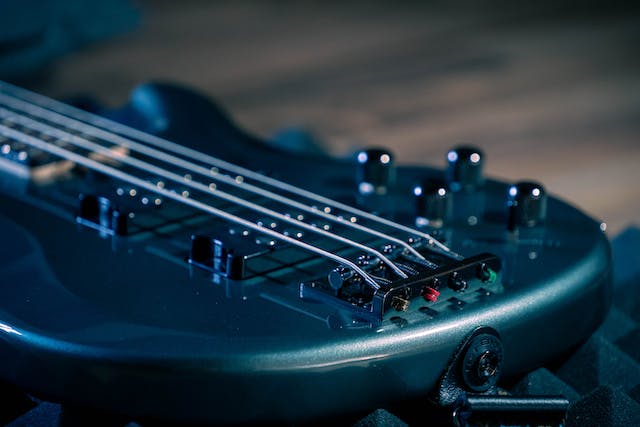 avis guitare basse active